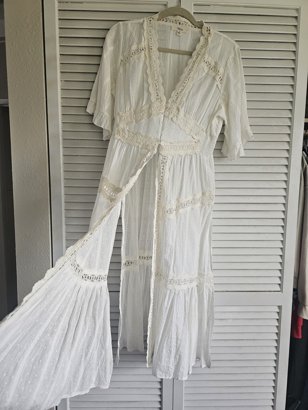 Boho White Lace-Trim Midi Dress - Picture 3 of 5